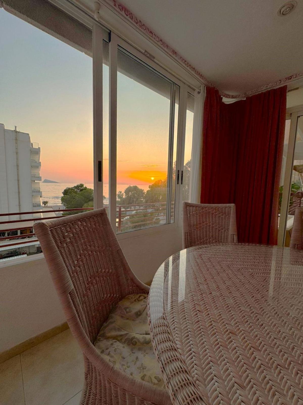 Coblanca 8-2º Fantasy Apartment Бенидорм Екстериор снимка
